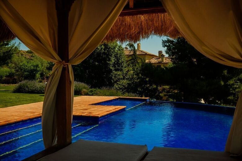 Hotel Mas�a Durb�