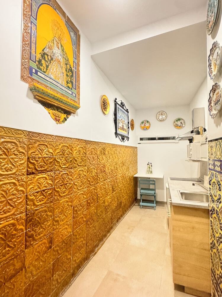 Palace House H�rcules