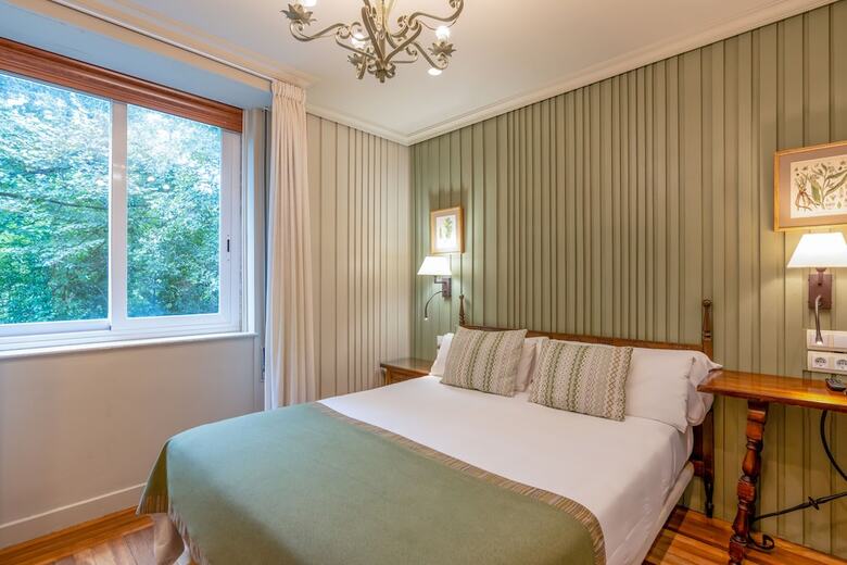 Hotel Alc�zar - Ir�n Centro