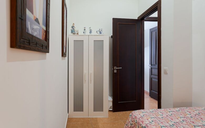 Santa Ana Suite & Rooms