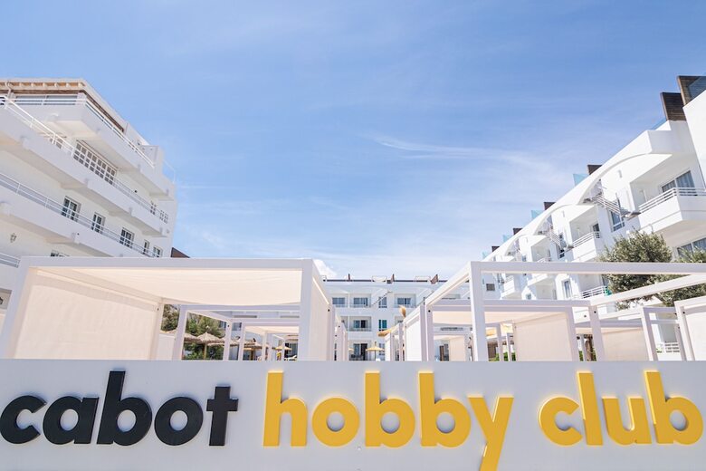 Aparthotel Cabot Hobby Club Apartments