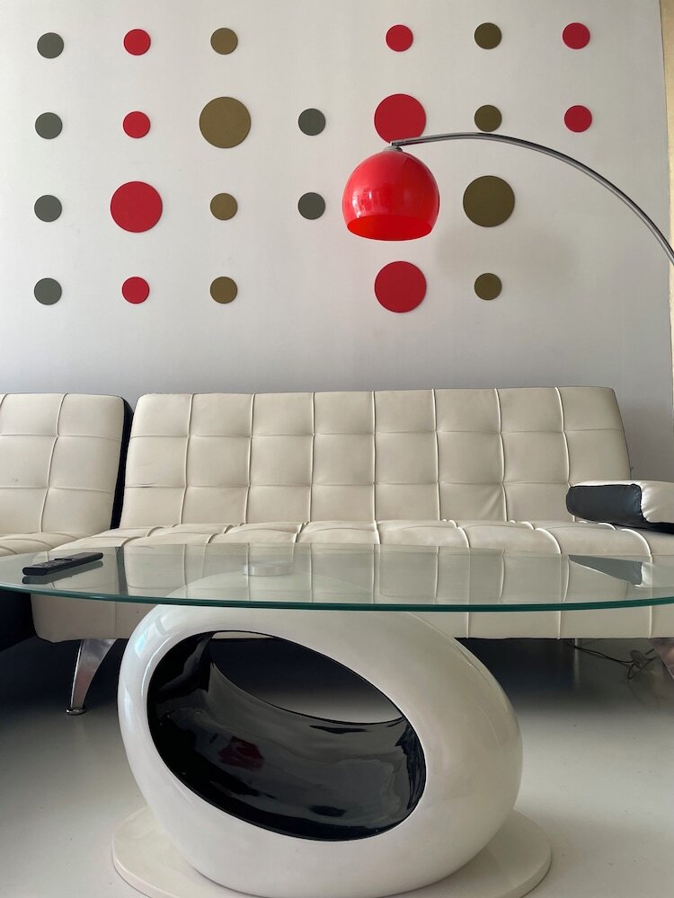 Lahola Glam Suites