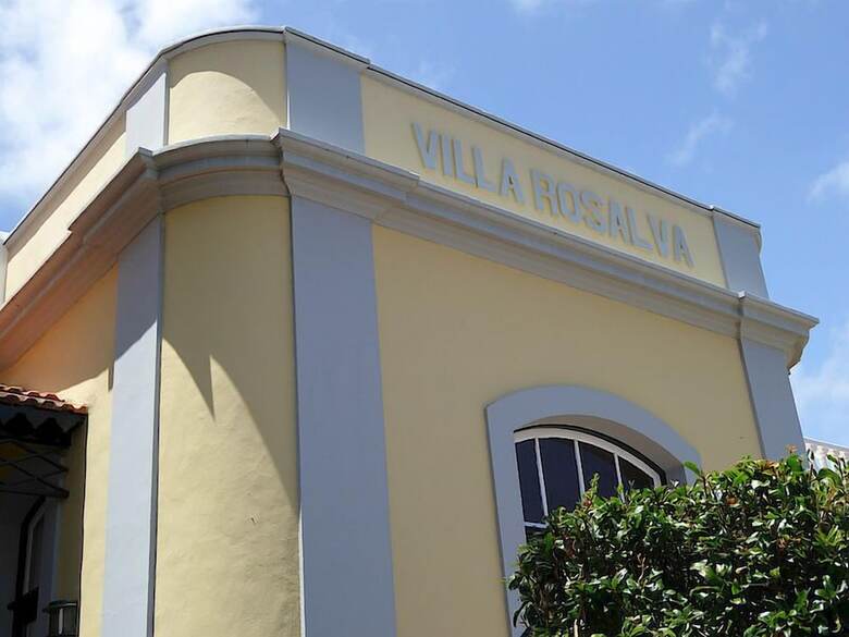 Hotel Apartamentos Villa Rosalva