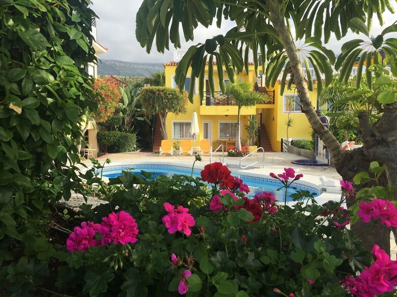 Hotel Apartamentos Villa Rosalva