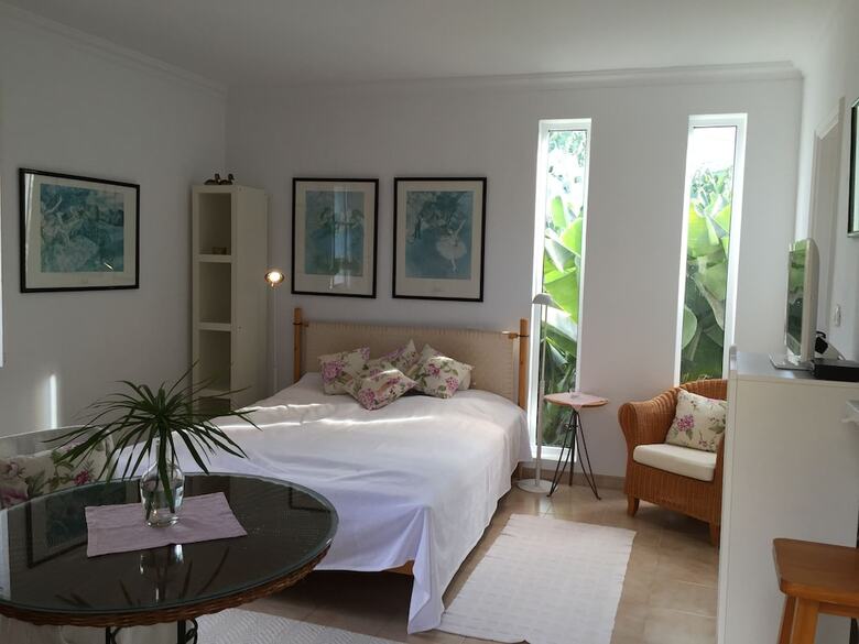 Hotel Apartamentos Villa Rosalva