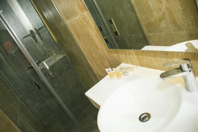 Hotel Oh Nice Revellin Ceuta