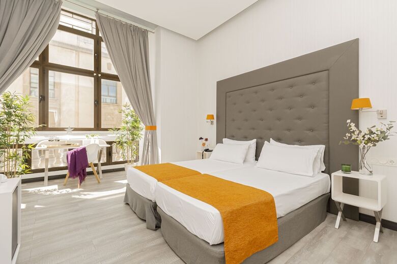 Hotel Oh Nice Revellin Ceuta
