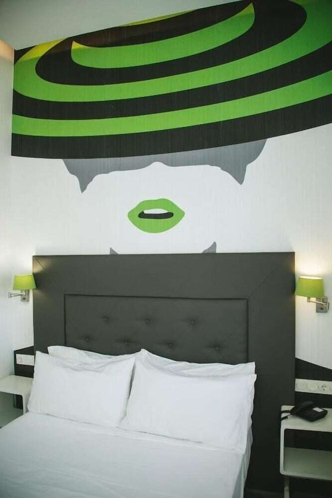 Hotel Oh Nice Revellin Ceuta