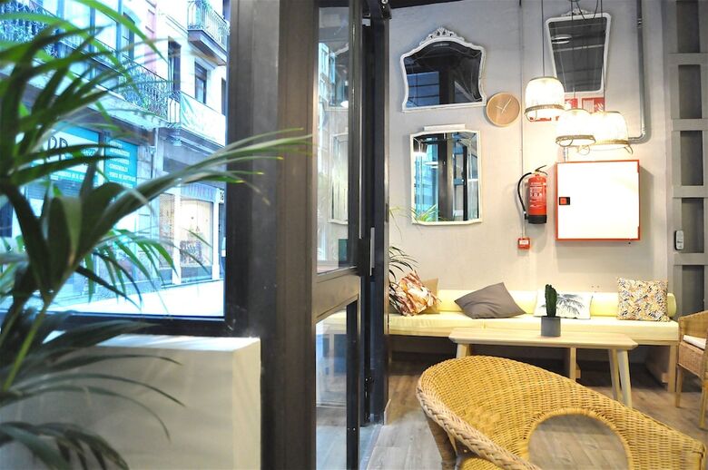 Hostal Quartier Bilbao Hostel