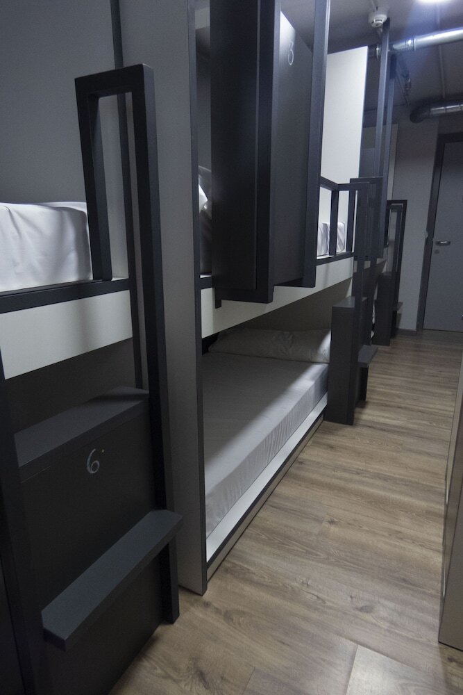 Hostal Quartier Bilbao Hostel