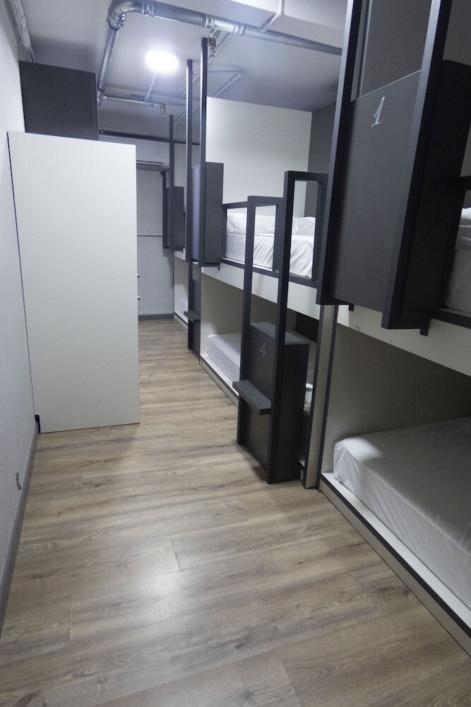 Hostal Quartier Bilbao Hostel