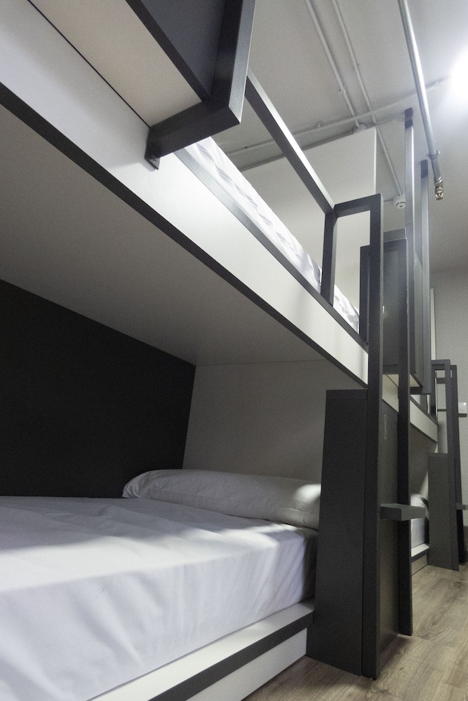 Hostal Quartier Bilbao Hostel