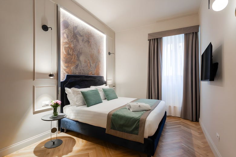 Hotel 77 Seventyseven