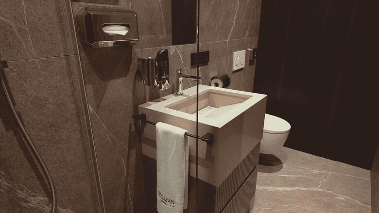 Bellman Hotel