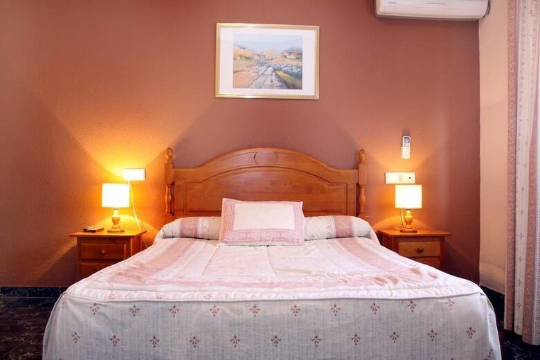 Hostal Al-andalus