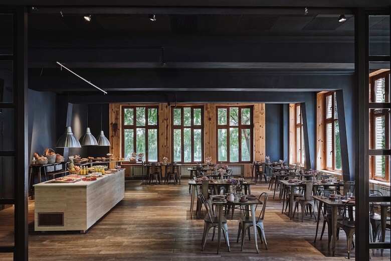 Hostal Hotel Met Pamplona