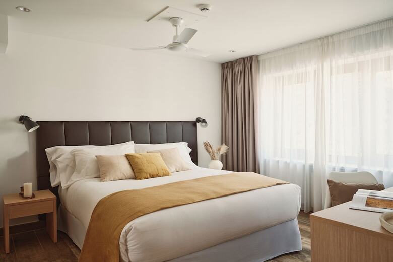 Hostal Hotel Met Pamplona