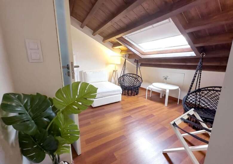 Aparthotel Isa Granada