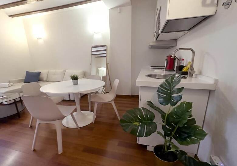 Aparthotel Isa Granada