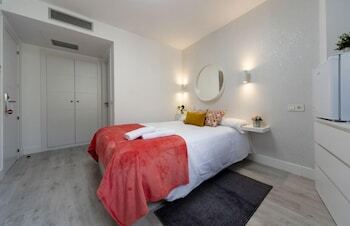 Hostal Vizcainos Home Away