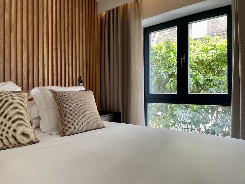 Aparthotel Puerta Catedral Suites