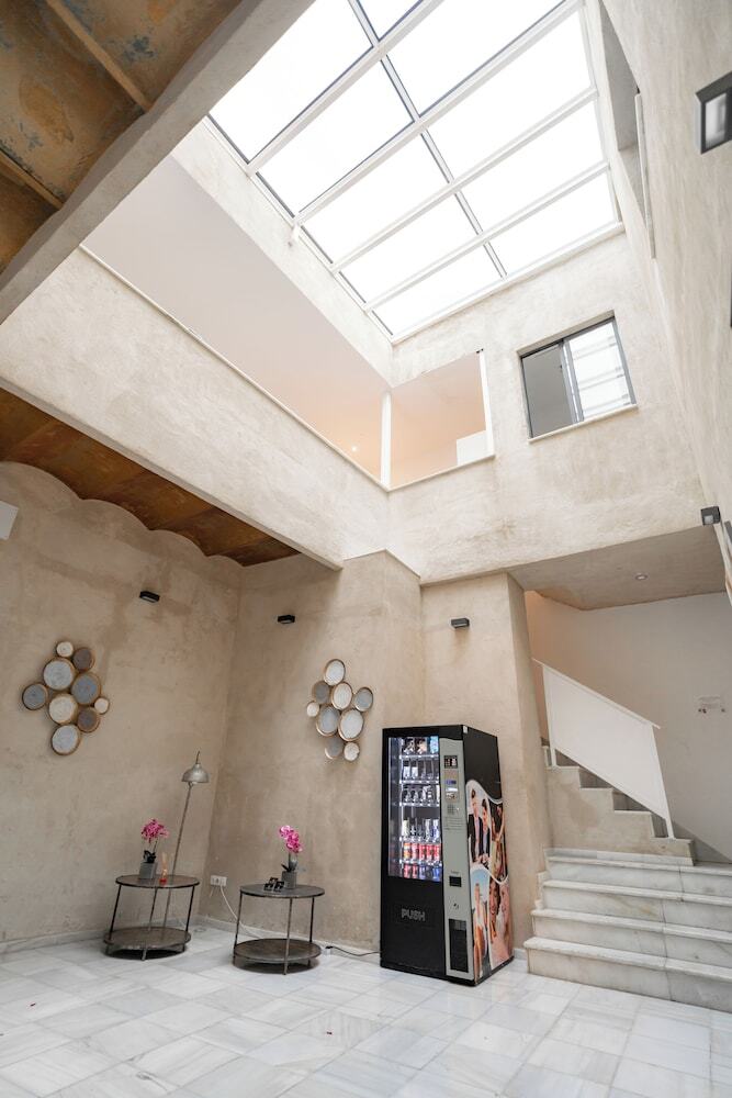 Hotel Center Suites San Eloy