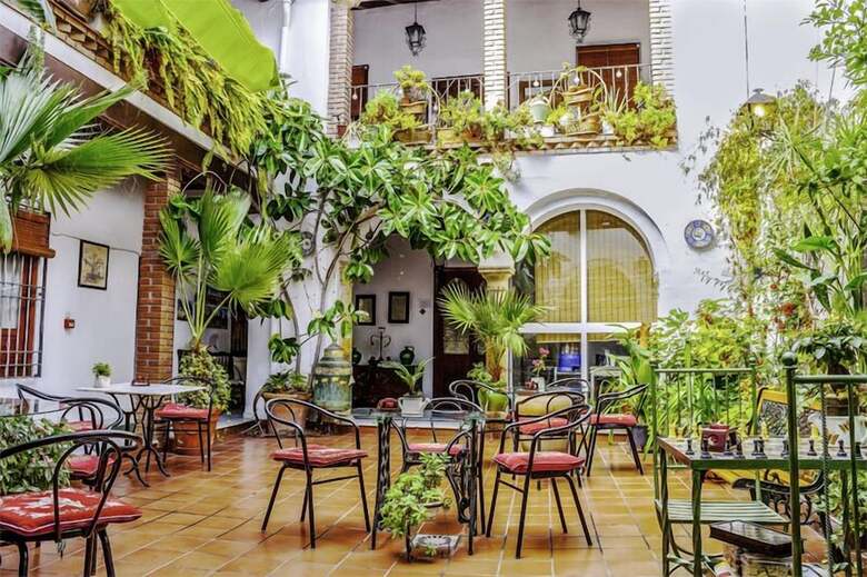 Hostal Arc House Cordoba
