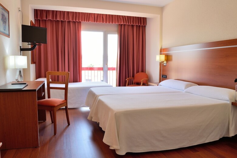 Hotel Mari Carmen
