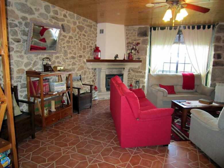 Casa Rural Os Carballos