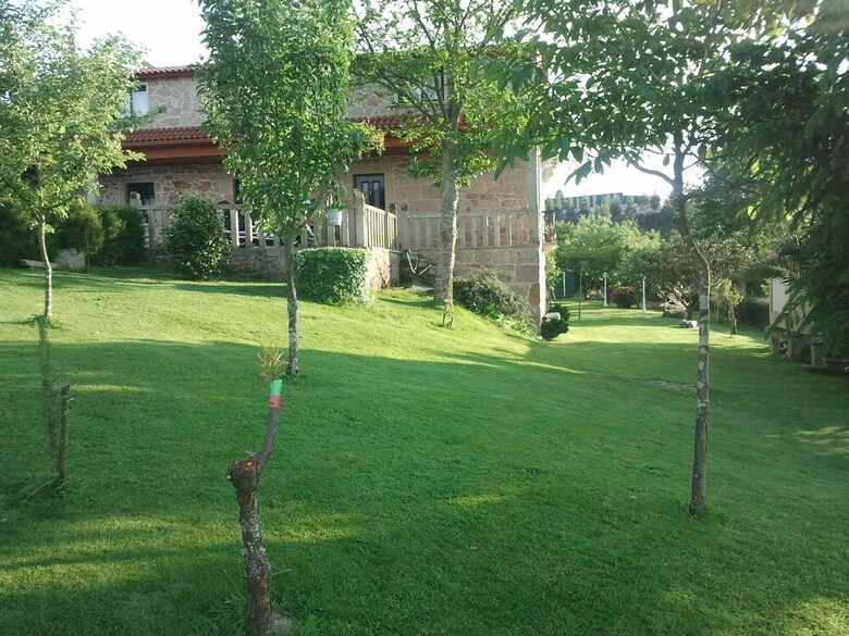 Casa Rural Os Carballos