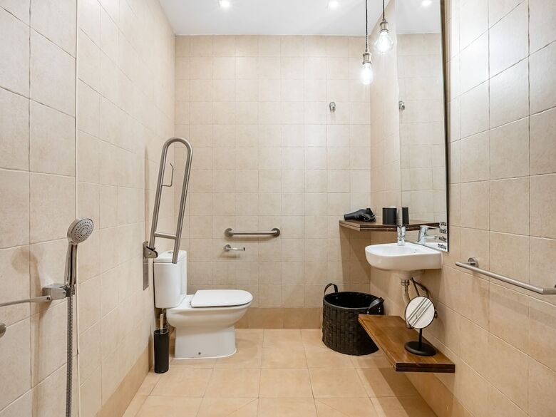 Aparthotel Limehome Granada Calle Sta. Ana