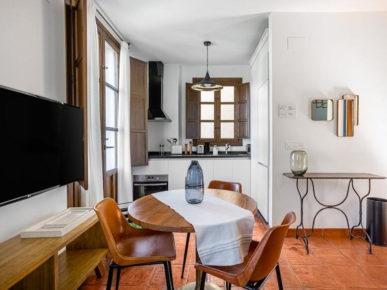 Aparthotel Limehome Granada Calle Sta. Ana
