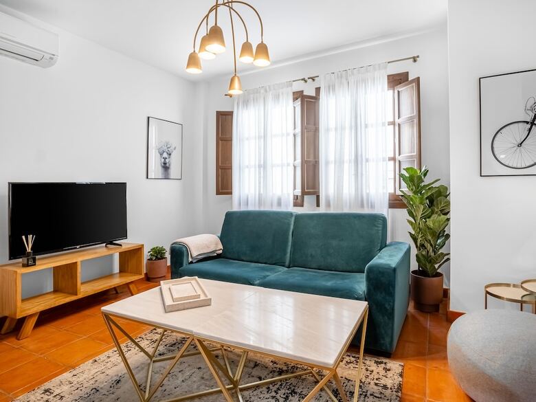 Aparthotel Limehome Granada Calle Sta. Ana
