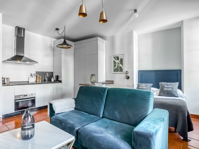 Aparthotel Limehome Granada Calle Sta. Ana