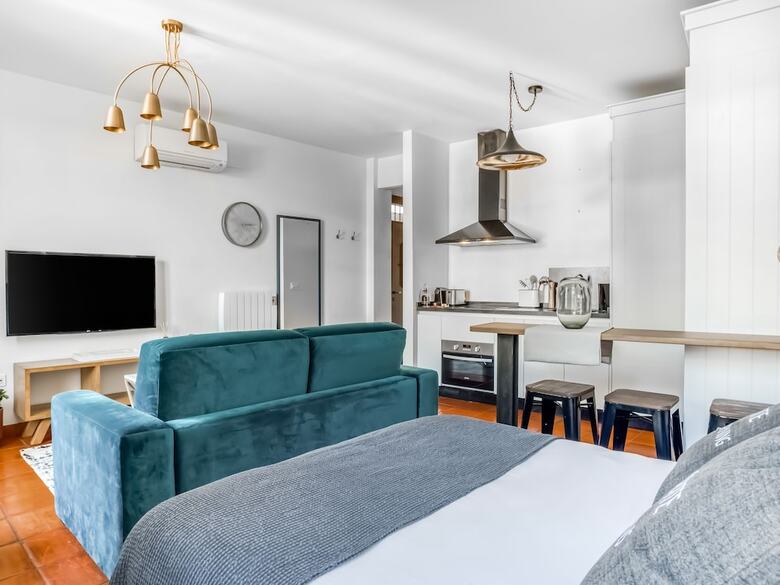 Aparthotel Limehome Granada Calle Sta. Ana