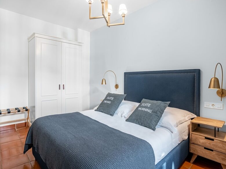Aparthotel Limehome Granada Calle Sta. Ana