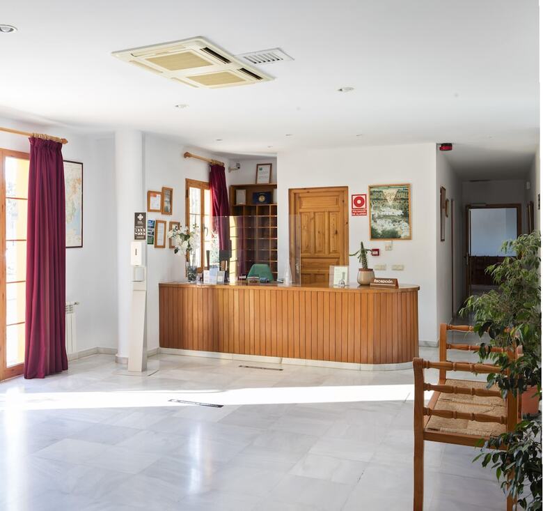 Hotel Tugasa El Almendral