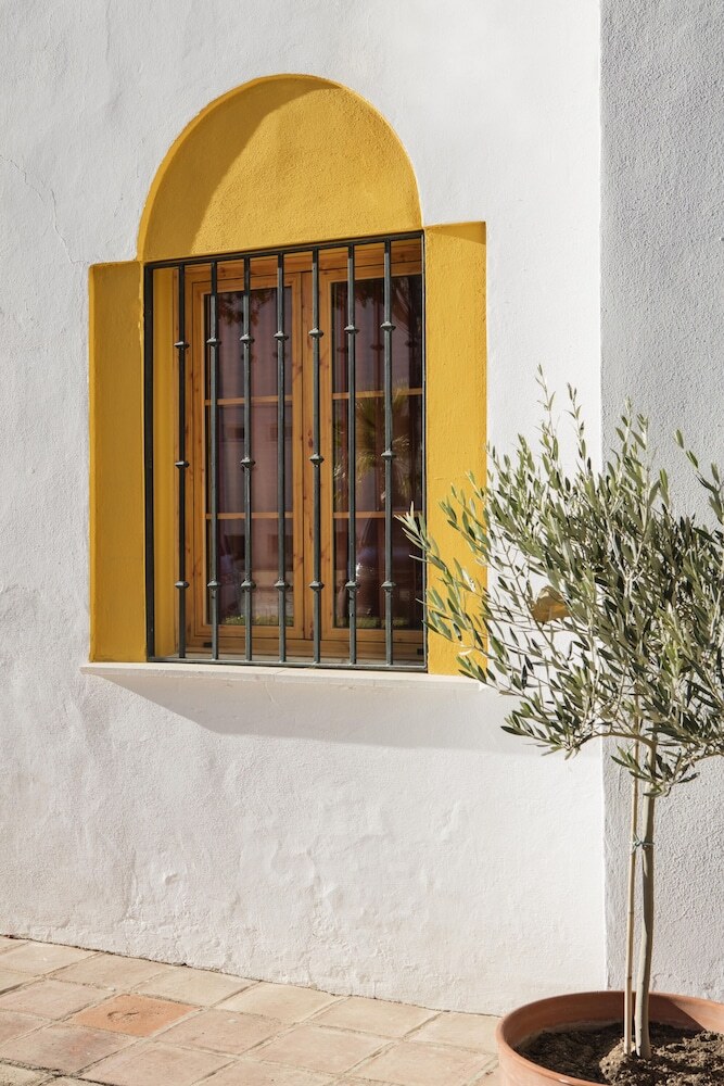 Hotel Tugasa El Almendral