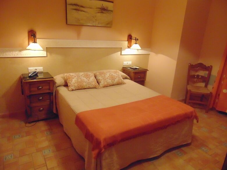 Hotel Sierra De Araceli