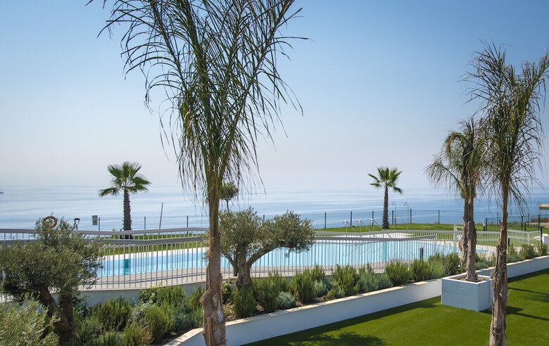 Hotel Olee Torrox Costa Holiday Rentals