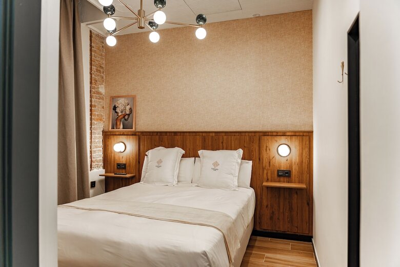 Hotel Bubaqia House