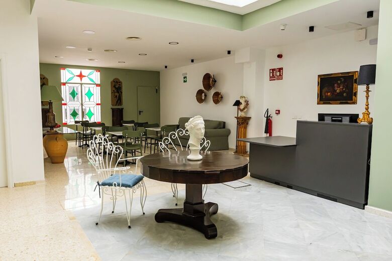 Hotel Hn Salteras