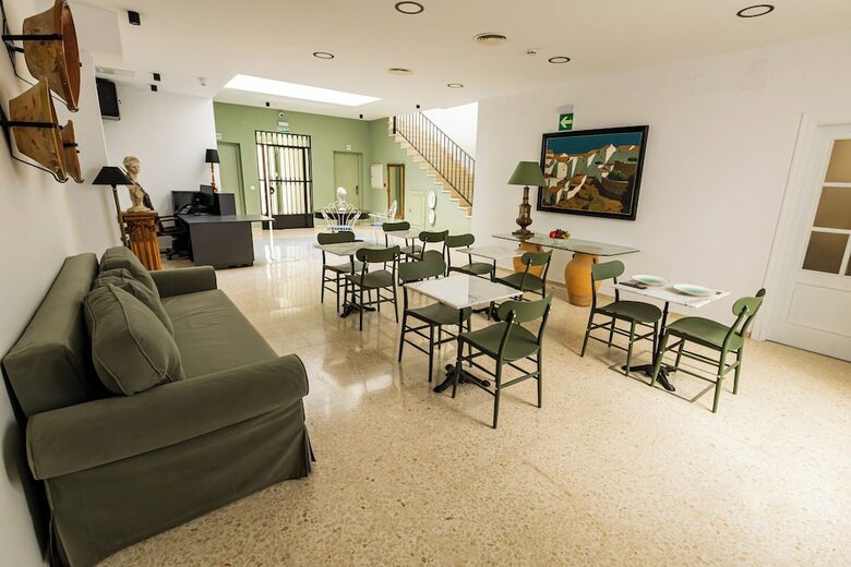Hotel Hn Salteras