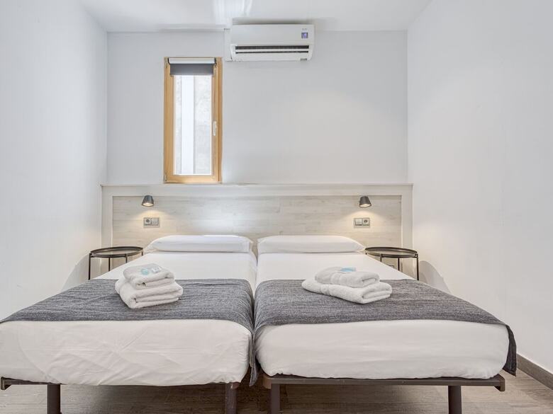 Hostal Bedmates