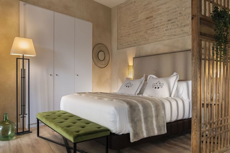 Aparthotel Casa Sevilla 1855 Suites By �poca