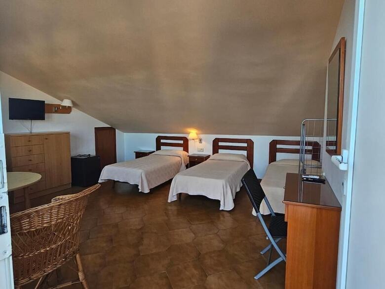 Hostal Hotel Blue Spot