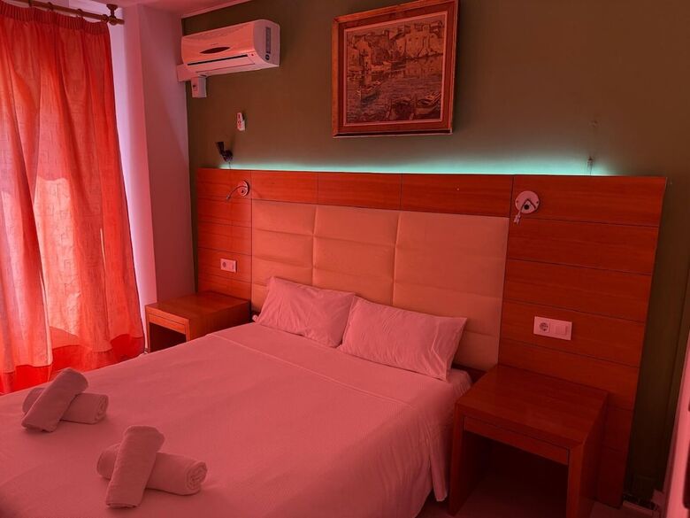 Hotel Nou Roser