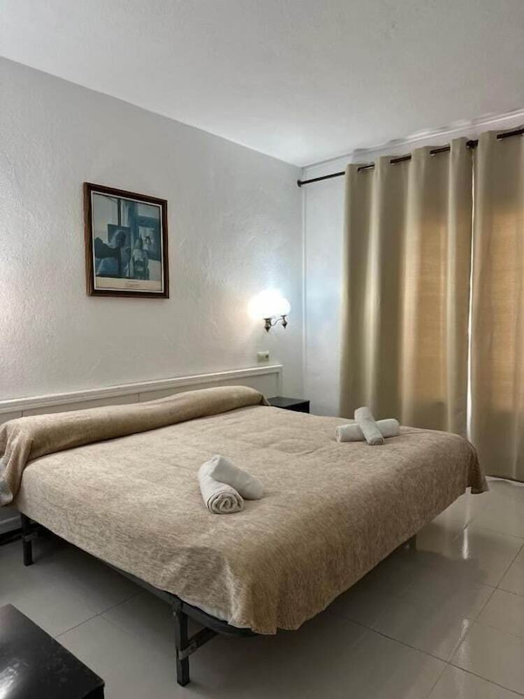 Hotel Nou Roser