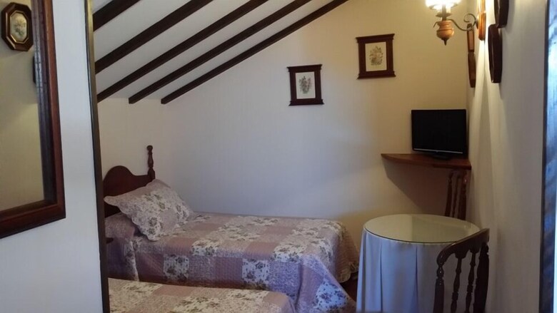 Posada La Cerr� De San Roque