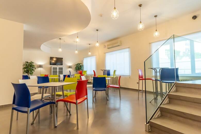 Hostal Albergue Inturjoven Cazorla - Hostel